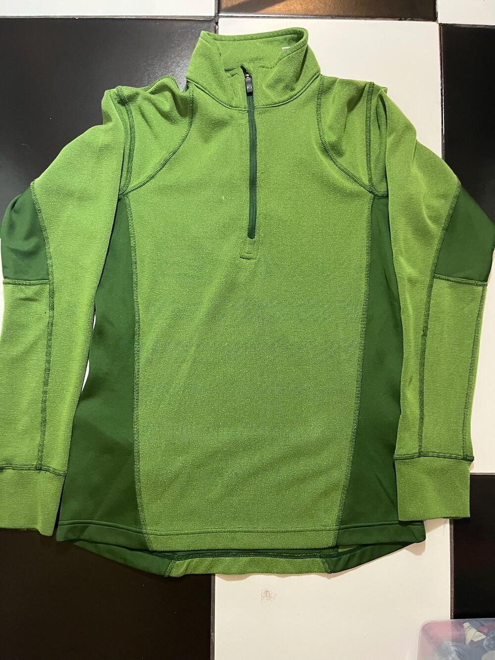 Women's Storm Creek green quarter-zip pullover size M